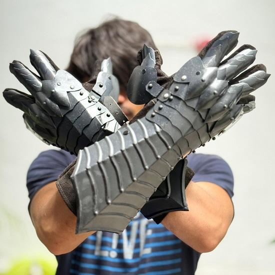 Перчатки-наручи Wringwraith Black Shadow Gothic Halloween Ручная броня Средневековые LARP Косплей Перчатки воина