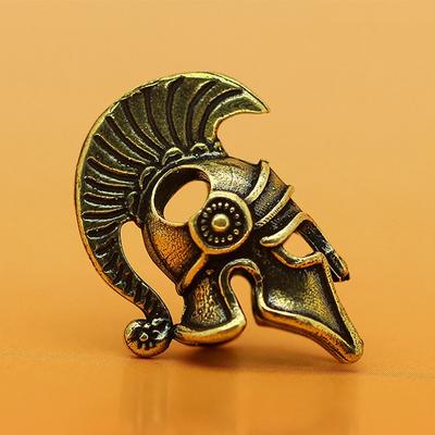 Скульптура шлема спартанского воина из латуни, медная статуэтка, мини-декор, талисман, изысканные поделки, украшение, офисное украшение, бизнес-подарок