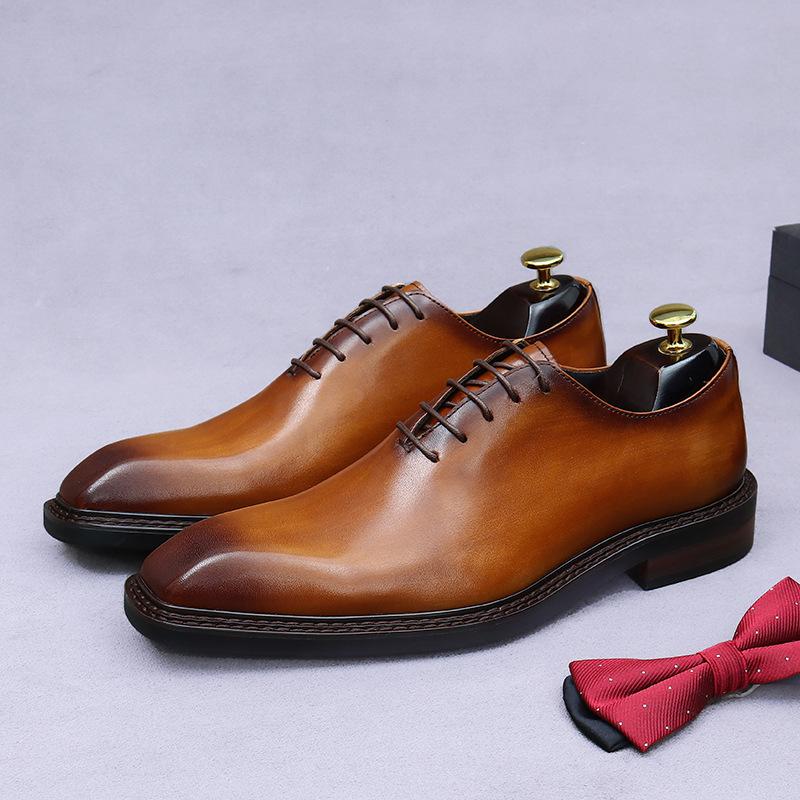 Fashion New Men's Handmade Genuine Leather Shoes Oxford Laser Carved Business Party Shoes Men's Shoes Italian Formal Shoes 37-46