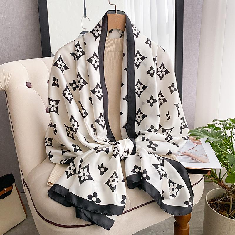 Soft Cotton Linen Printed Large Scarf Women'S Spring Autumn Winter Neck Warmer Skin-Friendly Versatile Stylish Shawl