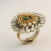 Позолоченное кольцо из стерлингового серебра с зеленой эмалью и кристаллами