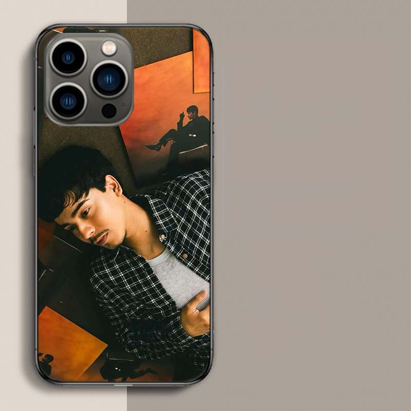 Чехол для телефона I-Ivan Cornejo Singer Для Iphone 17 Air 15 Pro 14 Plus 16 Pro Max 12 13 Mini 11 16E X XS Чехол Милый Fundas