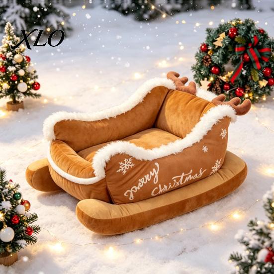 Easy Clean Pet Nest Christmas Sleigh Dog Bed with Non Slip Base, Plush Calming Sofa Soft Velvet for Indoor Outdoor, Fun House Cats Puppies Holiday