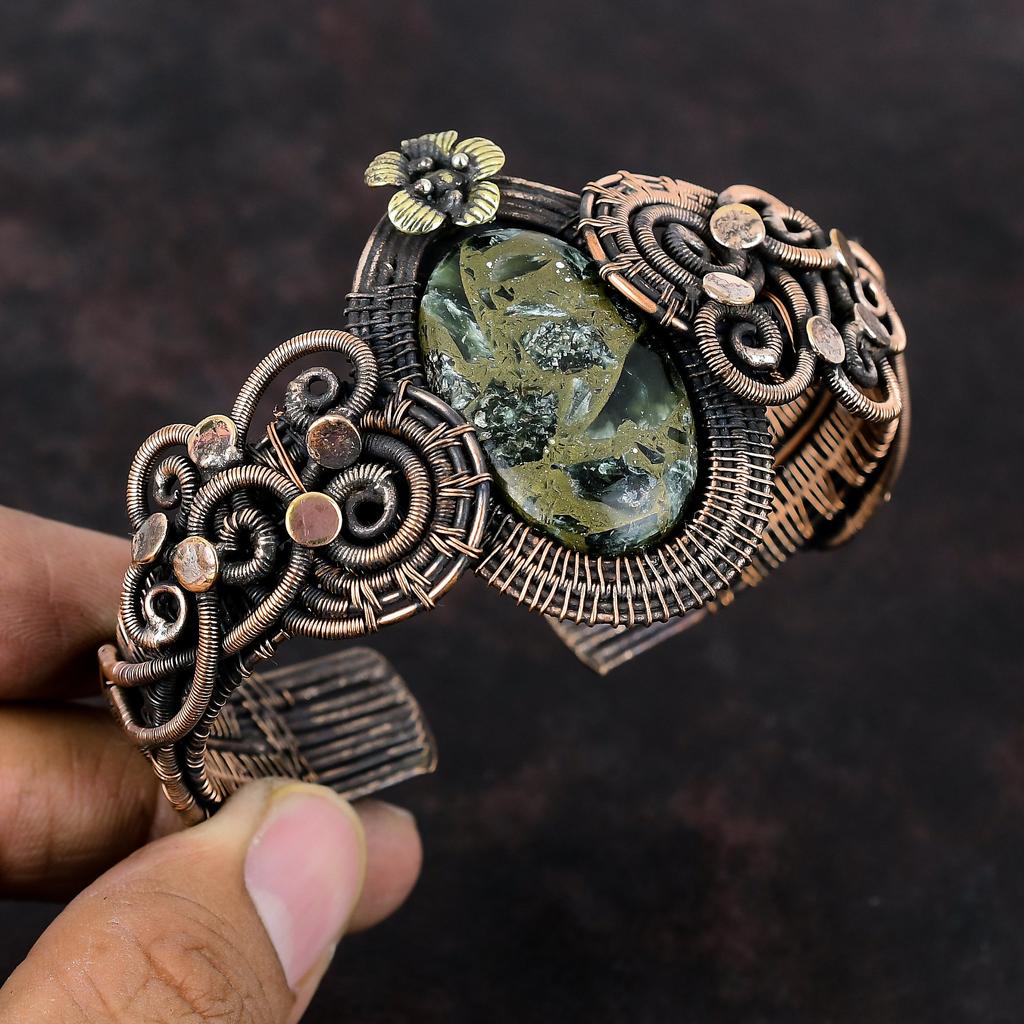Медный браслет-манжета с серафинитом, браслет из медной проволоки, цветочные украшения, регулируемый браслет-манжета, ювелирные изделия ручной работы из драгоценных камней, подарок для женщин