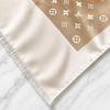 Б/у платок Louis Vuitton, Monogram, 100% шелк, золотой, с коробкой, новый