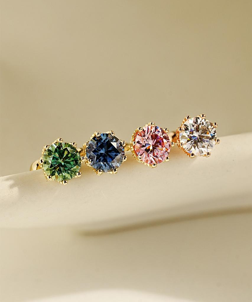 Минималпирсинг Серьги-гвоздики 'Королева' с бриллиантом Муассанитом 14K