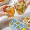 Форма для кубиков льда с 6 отделениями, Форма для кубиков льда с герметичной откидной крышкой, Легко вынимаемые кубики, Штабелируемый дизайн, Поддон для льда пищевого качества