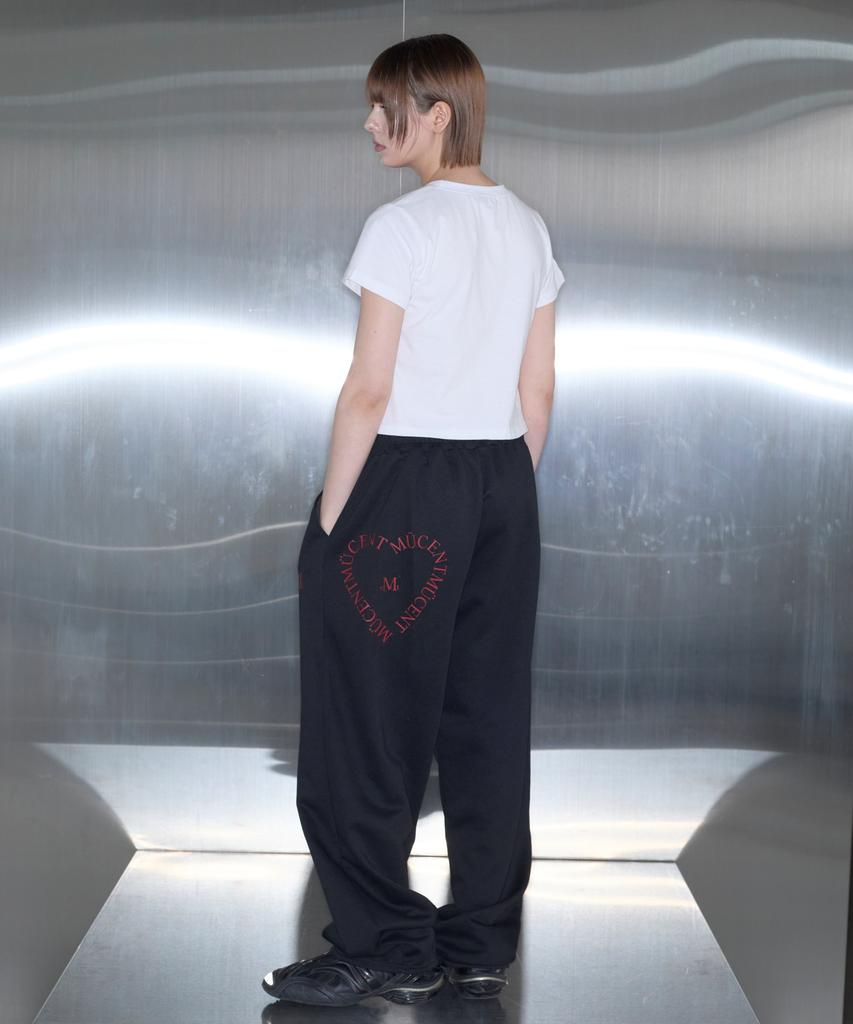 MUCENT Signature Heart Lettering Back Logo Sweatpants Unisex (2 Colors)