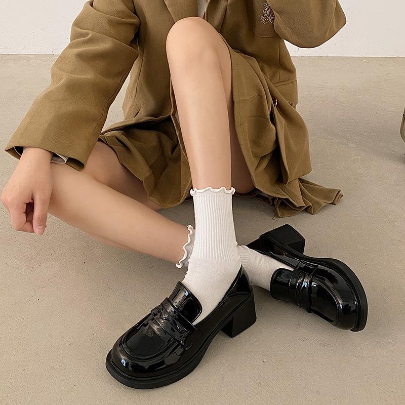 Туфли женские кожаные на толстом высоком каблуке в ретро-британском стиле 2025 года, универсальные черные мокасины на платформе с круглым носком