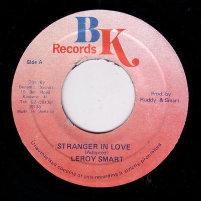 7-дюймовая пластинка LEROY SMART - Stranger In Love NONE BK Records Ямайка Регги, Ска и Даб Б/у
