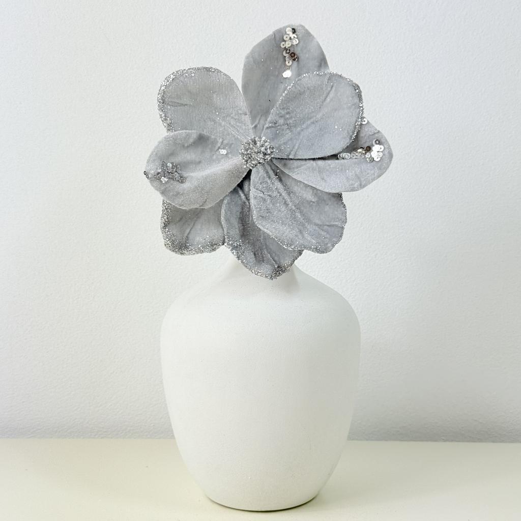 Kwiaty na choinkę - srebrna magnolia na piku 20 cm