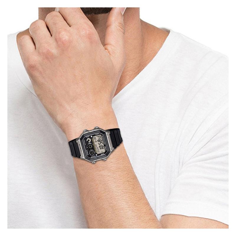 Casio Серия STANDARD Классические Ретро Маленькие Квадратные Десять Лет Электрические Водонепроницаемые Кварцевый Механизм Ремешок из Смолы Японские и Корейские Часы AE-1300WH-8A