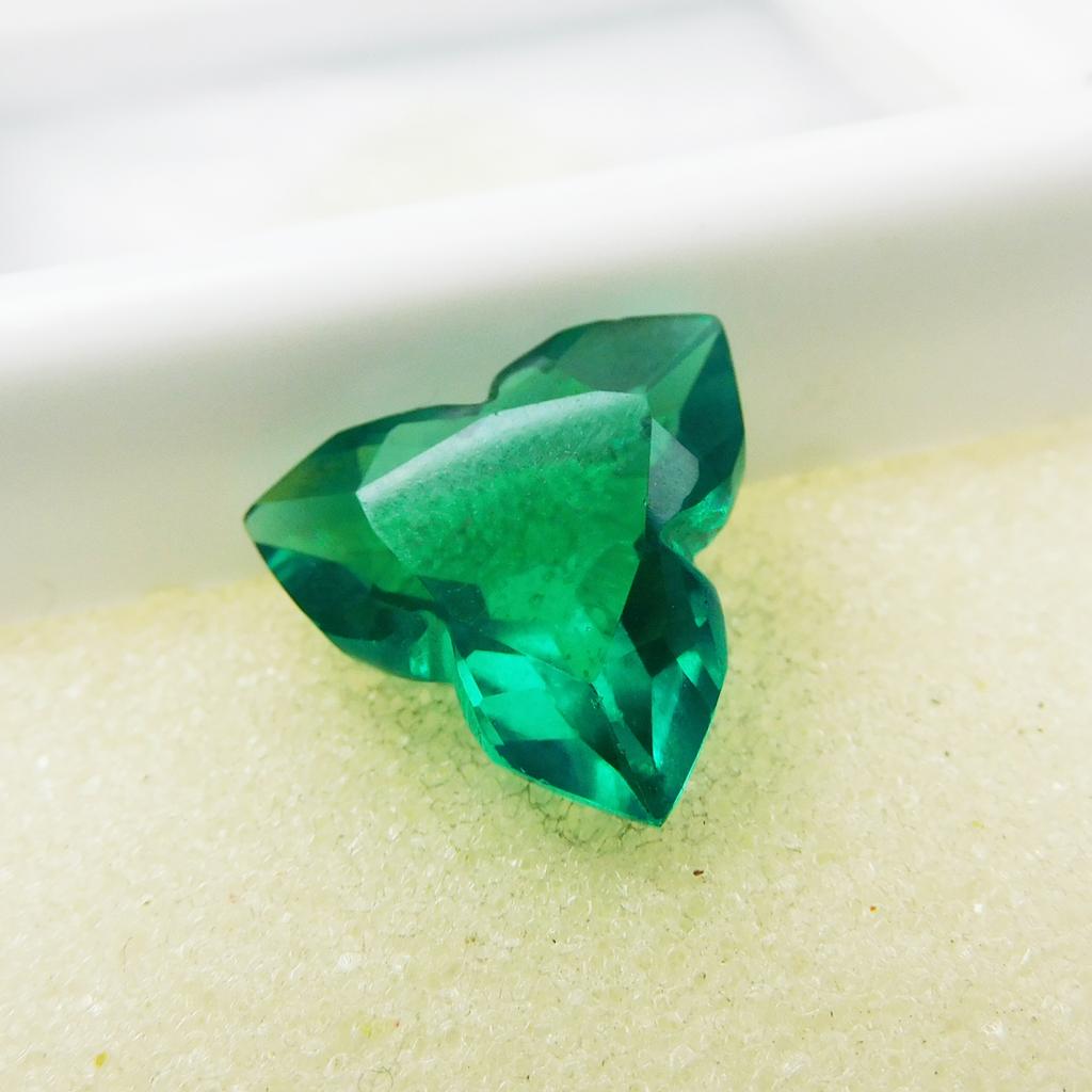 Green Garnet 8.65 Ct Natural Loose Gemstone Extremely Rare Fancy Cut