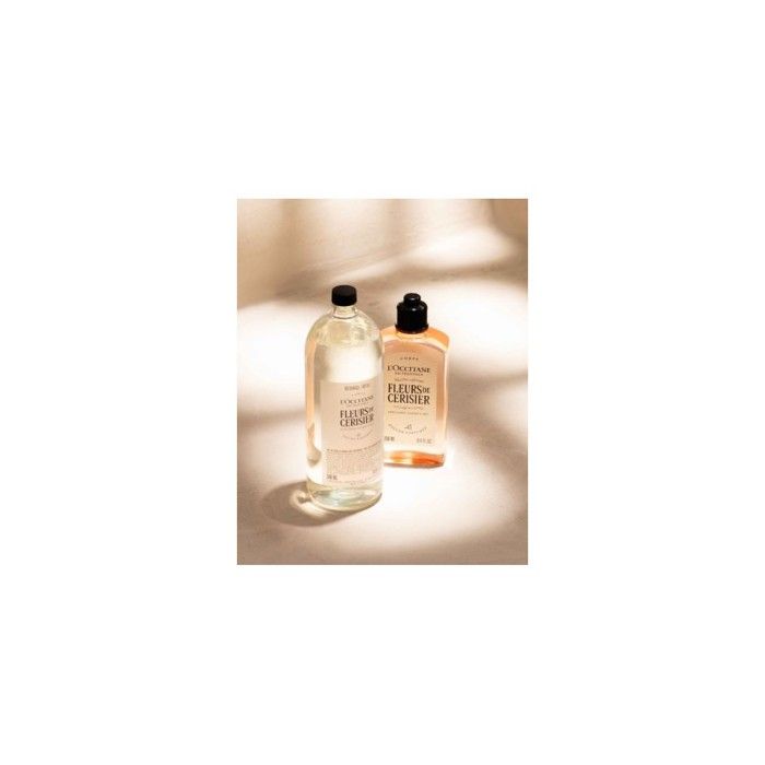 Gel douche - FLEURS DE CERISIER - 250 ml - Parfum floral - Design contemporain