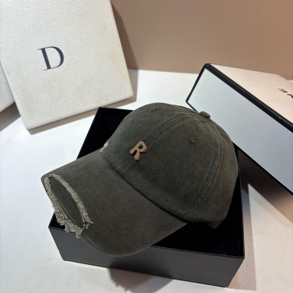 Spring and Autumn Thick Abraded Cotton Cap R Personality Ripped Casual Cap Outdoor Men's and Women's Sports Baseball Cap