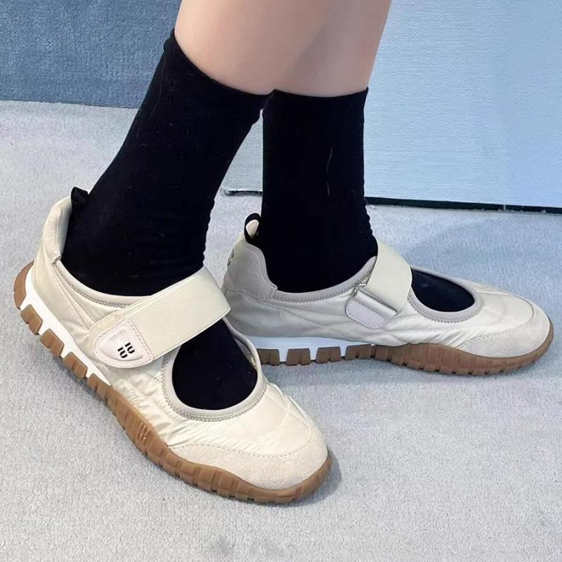Fashion 2025 New Magic Style Round Toe Ballet Flats Mary Jane Casual Single Sports Shoes Splice Color Soft Soled Women Flat Shoes