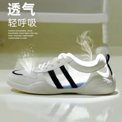 Женская обувь – Кроссовки