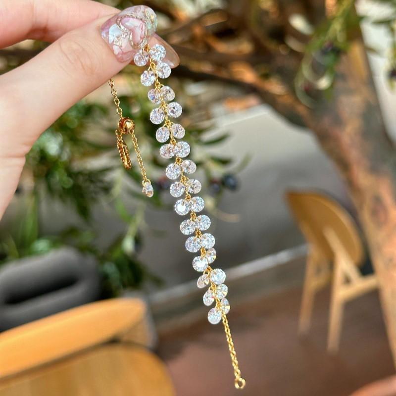 Elegant Vintage-Inspired Zircon Drop Tassel Bracelet Women Men Lightweight Copper Alloy With Electroplating Minimalist