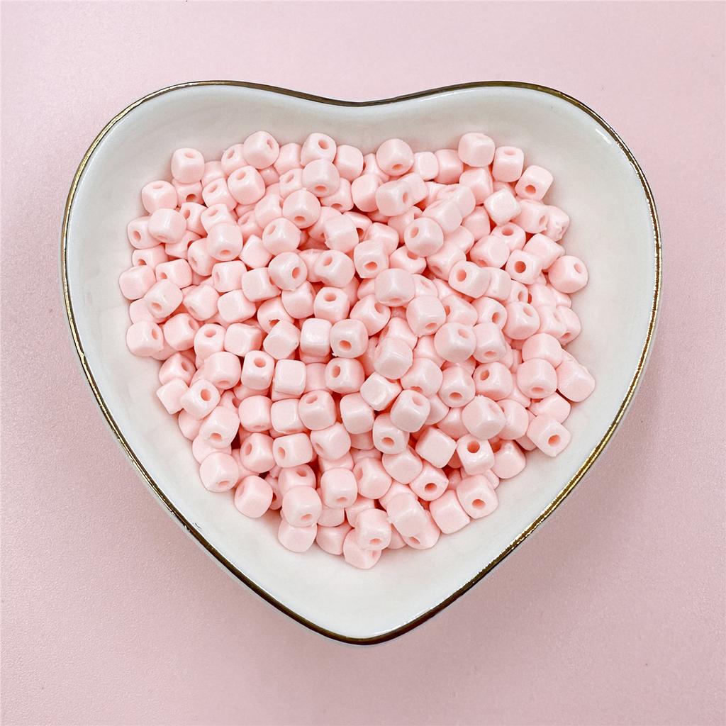 Модные ювелирные изделия аксессуары ручной работы бисерные аксессуары 200 шт 4 мм свободные бусины акриловые квадратные для браслета ожерелья своими руками