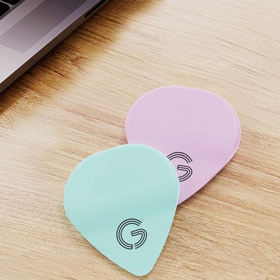 Light Up Guitar Pick 0.58/1.0MM Thickness LED Luminous Beat Pick Ukulele Acoustic Folk Guitar Electric Glowing Plectrum Guitar Accessories Guitarist