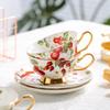 Чашка для кофе с блюдцем из костяного фарфора с золотым краем. Красная чайная чашка. Высокое качество. Креатив. Милый цветок и клубника.