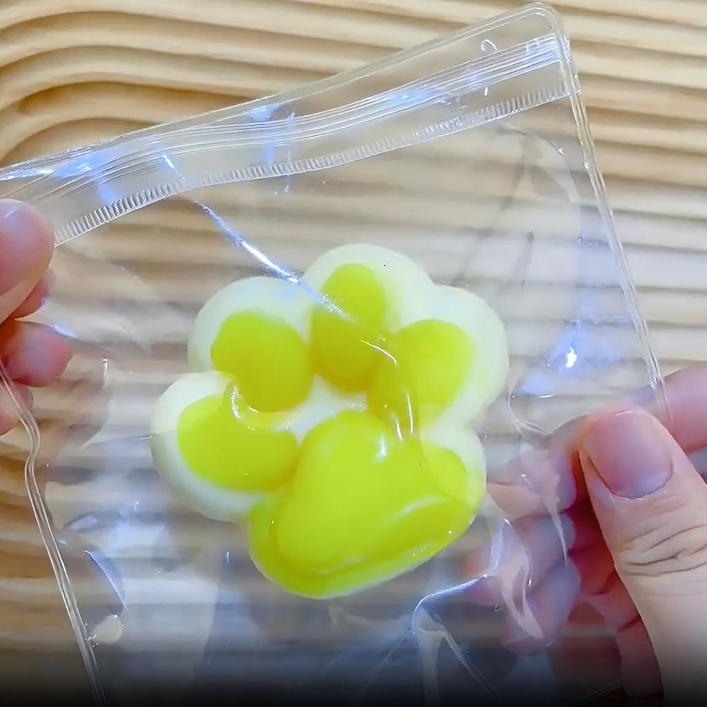 Кошачьи когти сжимают веселую свинью, сыр, мягкий липкий мешок, грязь, ощущение сжимания, медленная декомпрессионная игрушка