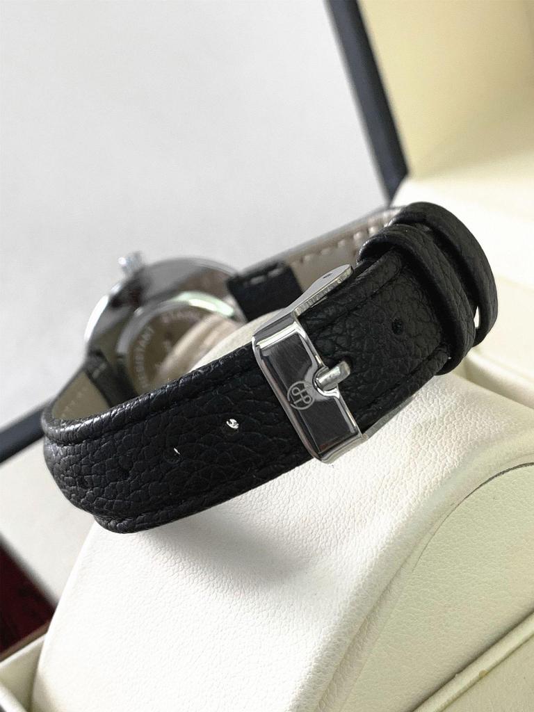 Стильные женские кожаные часы-ремень PABLO RAEZ с циферблатом из перламутра - Модный и элегантный дизайн