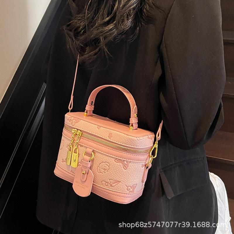 2025 Popular Bag Women's 2025 New Spring Versatile One-Shoulder Crossbody Bag High-end Texture Niche Handbag Bag