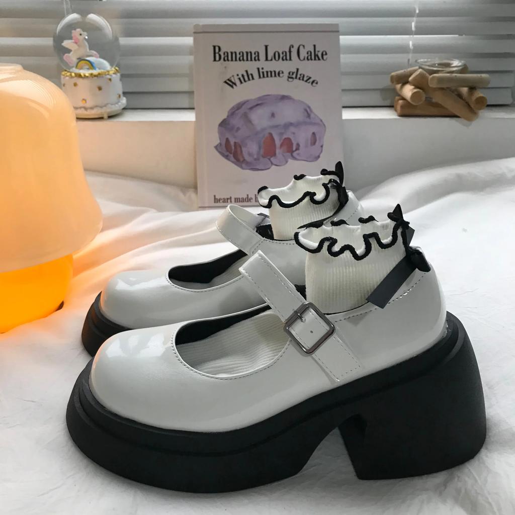 Модные туфли Мэри Джейн на платформе 2024 года, новые женские туфли на толстом каблуке, модные уличные туфли в стиле Лолиты с круглым носком и ремешком на щиколотке