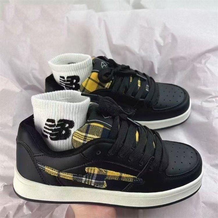 Fashion Black and Red Bread Shoes Retro Casual Shoes Couple All-match Sneakers Men and Women Sports