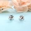 Ювелирные изделия Простые серьги-гвоздики в виде цветка автомобиля Креативная мода Серебряная игла Ниша Корейский стиль Серьги-гвоздики женские