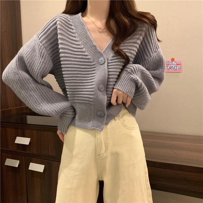 V-neck knitted cardigan women's autumn and winter new loose lazy sweater jacket chic small top wholesale