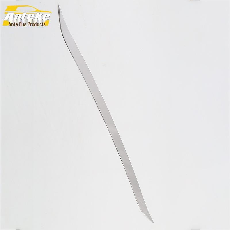 Накладка на задний бампер Reina для защиты от царапин для моделей 17 года