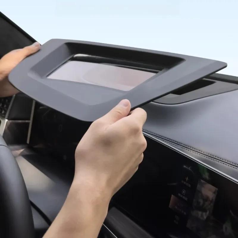 The Head-Up Display (HUD) Protection Shield For BMW X5/X5L/X3/iX3 -2025 Car Accessories Modification Dust Scratch Prevention