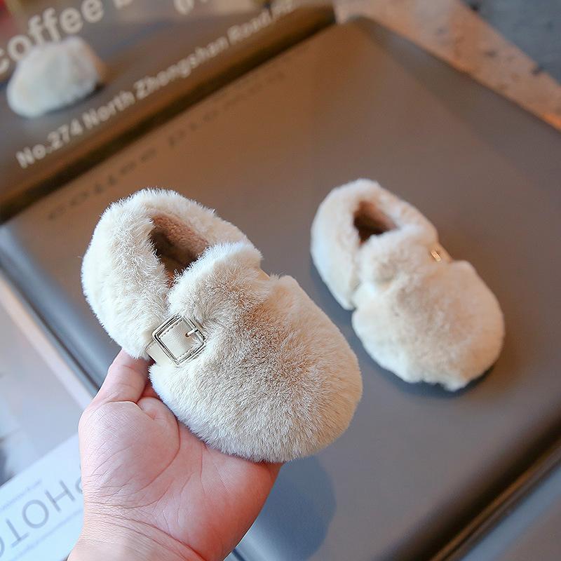 Children's woolen curly girls' cotton shoes, autumn and winter soft-soled non-slip fashionable furry shoes for older kids, warm shoes for babies