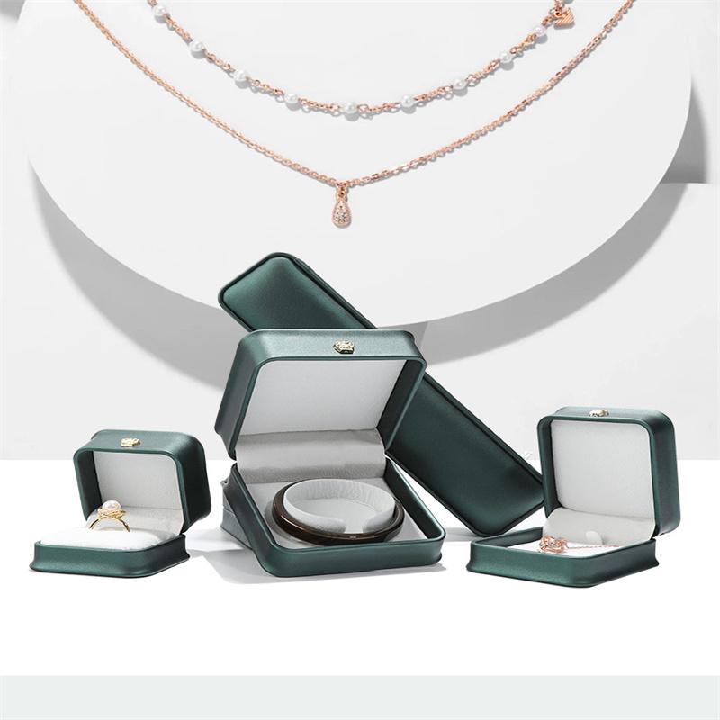 Коробка для украшений из искусственной кожи с короной, кулон для кольца, шкатулка для браслета, шкатулка для жемчуга, шкатулка для упаковки ювелирных изделий