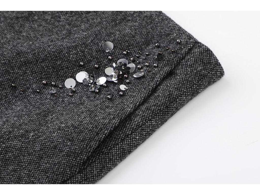 In Stock: Winter 2025 Women's 3D Beaded Sequined Wool A-line Skirt