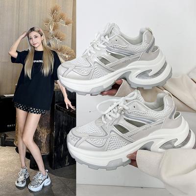 Женская обувь – Кроссовки