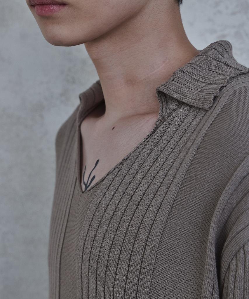 PARADIGMFILM [Ep.02] Fold-In Collar V-Neck Knit (Mocha Beige)