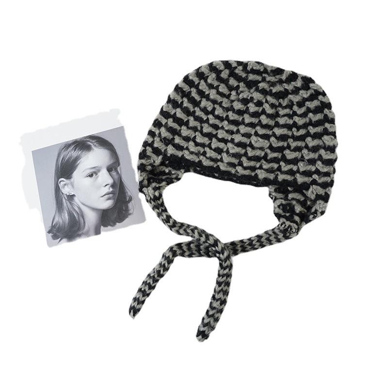 Шапка Женская Зимняя Милая и Симпатичная Девочка Утолщенные Защитники Ушей Осень и Зима Универсальная Вязаная Шапка Теплая Толстая Шерстяная Шапка