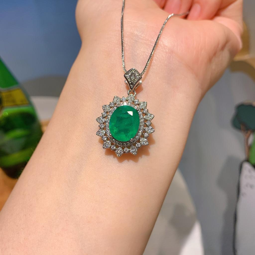 Live S925 Silver Needle Simulation Emerald Set Pendant Necklace Ring Earrings Wedding Jewelry Three-piece Set