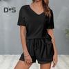 Женский летний комплект из 2 предметов: футболка с коротким рукавом и V-образным вырезом, эластичные шорты на талии, однотонный свободный покрой, повседневный наряд