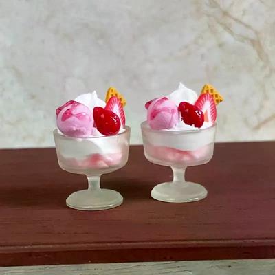 1 шт. Миниатюрная еда для кукольного домика Игрушка Клубничный шарик Розовый стаканчик для мороженого Модель - DIY Украшение Для аксессуаров кукол Подарок для детей