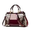 Luxury Brand Designer Women'S Handbag Classic Embroidery Shoulder Bag Large Capacity Versatile Crossbody Bag Commuting Tote Bag