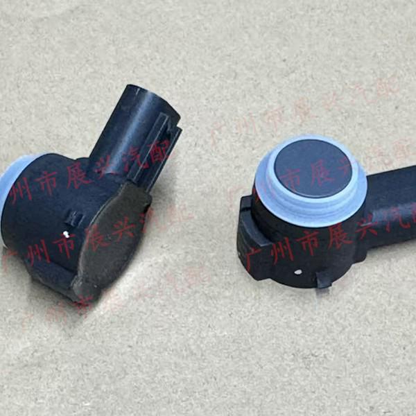 X138C00000004 совместим с камерами датчиков парковки Beijing Foton Jingling и всеми автомобильными аксессуарами.