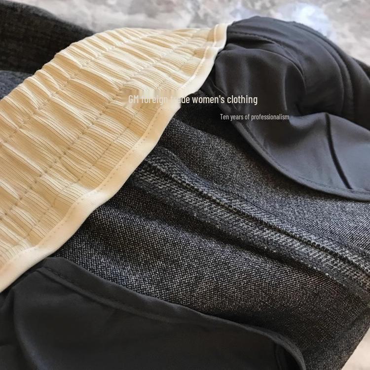 Женские фактурные брюки широкого покроя: Стильная вышивка и узор «елочка» для осени/зимы