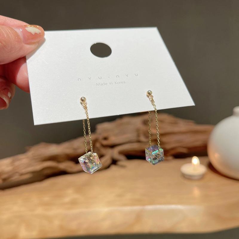 Длинные серьги с кисточками Женские Корейский Дизайн ДунДэмун Универсальные серьги