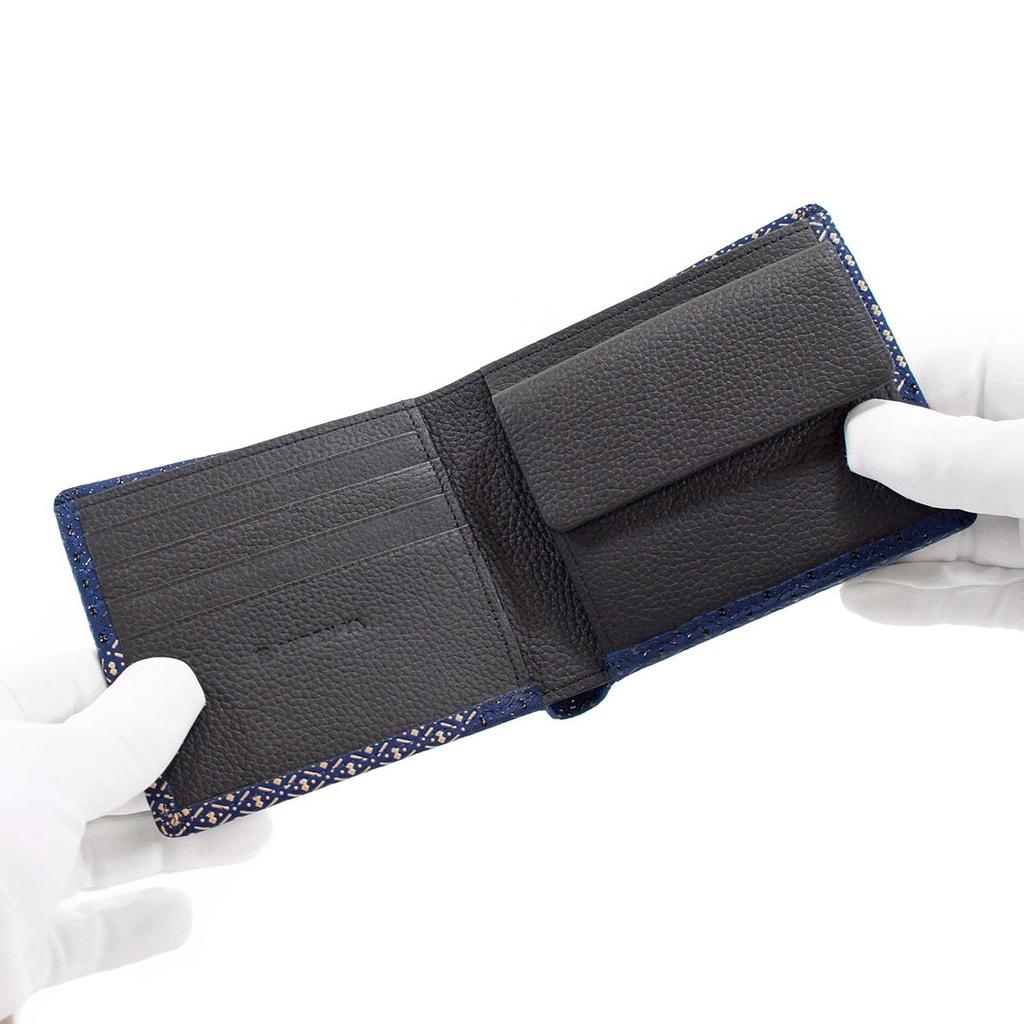 [Inden-ya] Кошелек бифолд Inden с монетницей, оленья кожа, Ихори (Хётан) Дизайн, Темно-синий с черным и белым лаком, 8214