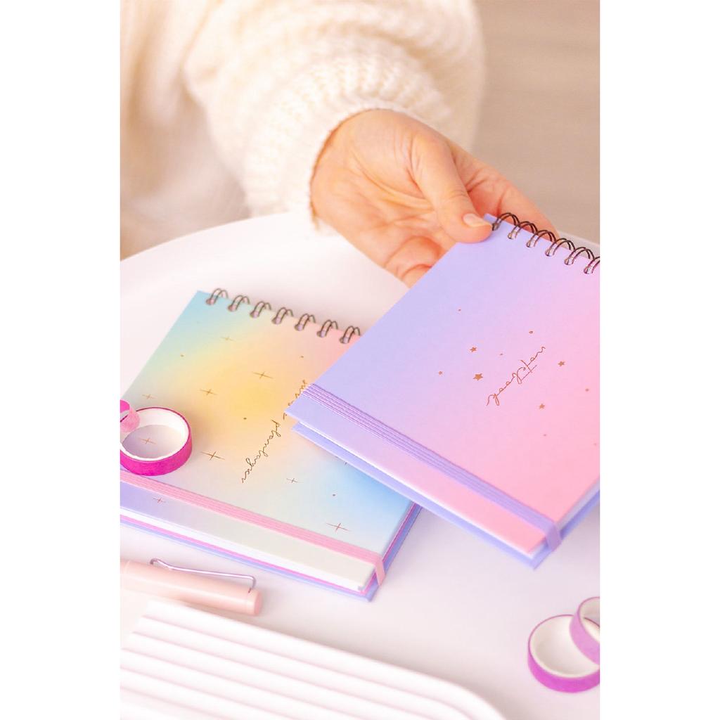 Квадратный набор 15x15 см из 2 спиральных ежедневников на неопределенный срок и блокнота Rainbow
