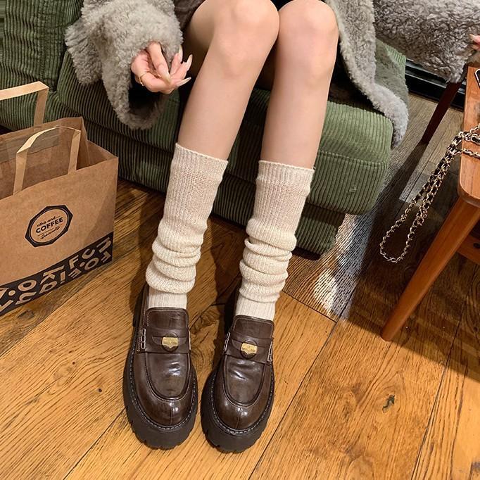 Овчина~ Кожа на платформе Лоферы в британском студенческом стиле женские с толстым каблуком и золотой монетой, ленивые ретро маленькие кожаные туфли на один педаль